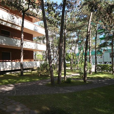 Ba -Gambero Apartment Lignano Sabbiadoro Exterior photo