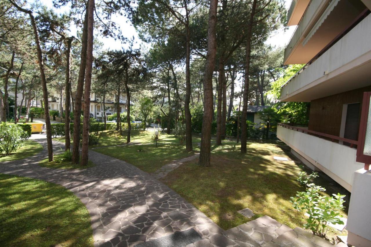 Ba -Gambero Apartment Lignano Sabbiadoro Exterior photo